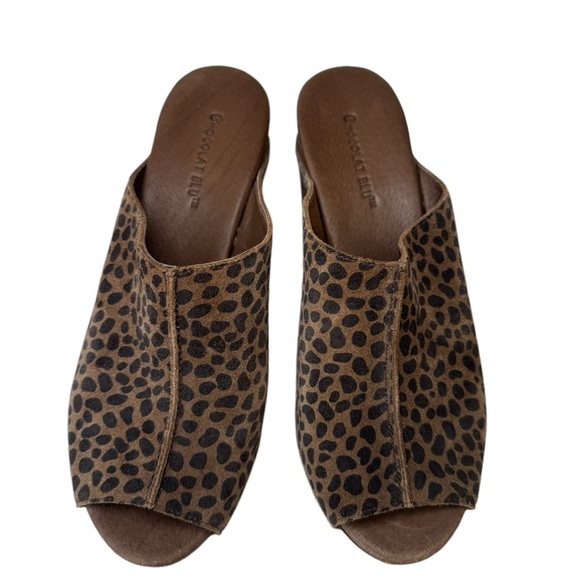 Chocolat Blu Wynn leopard print wedge clogs platform sandals leather suede US 7 - Picture 6 of 8